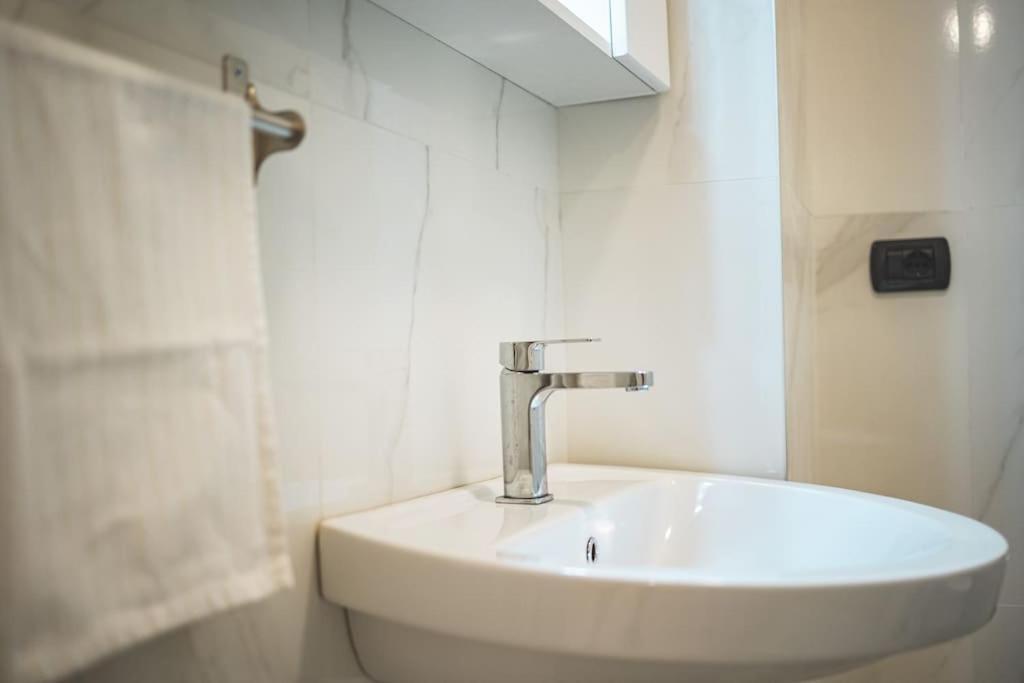 Al Torrente Apartment Monza - Milano + Free Wifi Seveso Ngoại thất bức ảnh